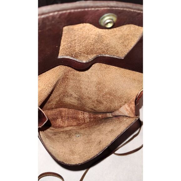 Leather Crossbody Mini hand bag brown 4" x 6". Shoulder strap 22" Made in Haiti - Picture 6 of 6